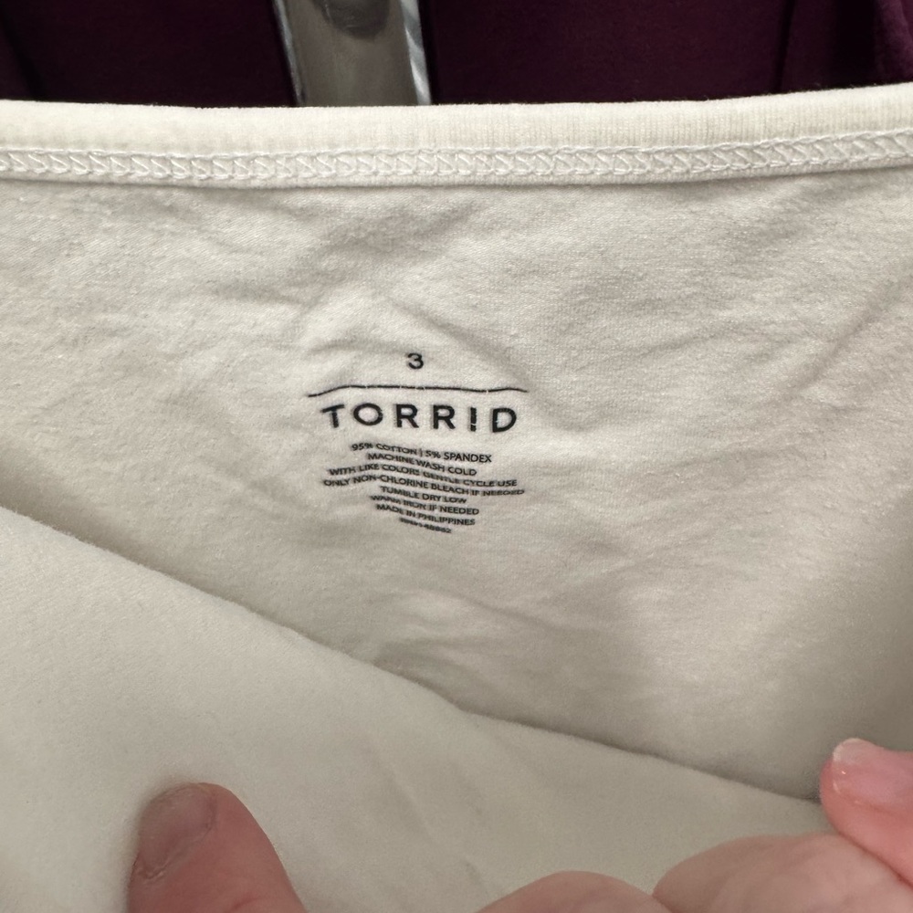 Torrid | Bundle of 4 Foxy Tanks | size 3 - Picture 8 of 12